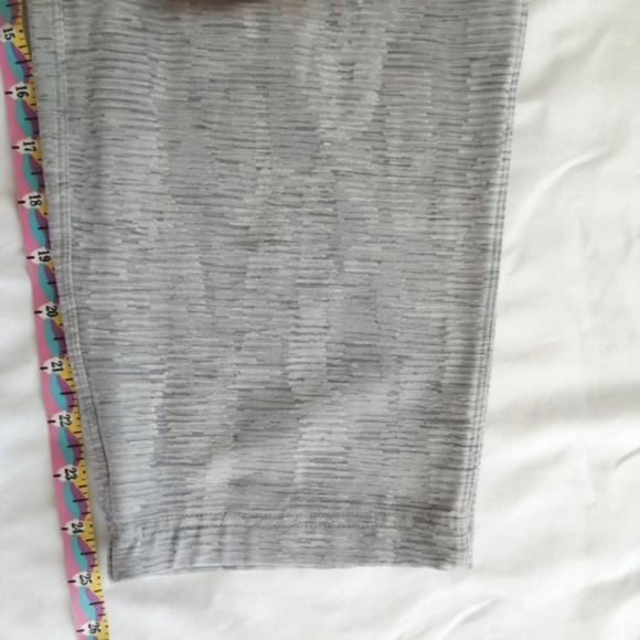 Lululemon Keep Moving Pants 7/8 25" High-Rise Jacquard Silver Drop Vapor Size 10 - Picture 14 of 15
